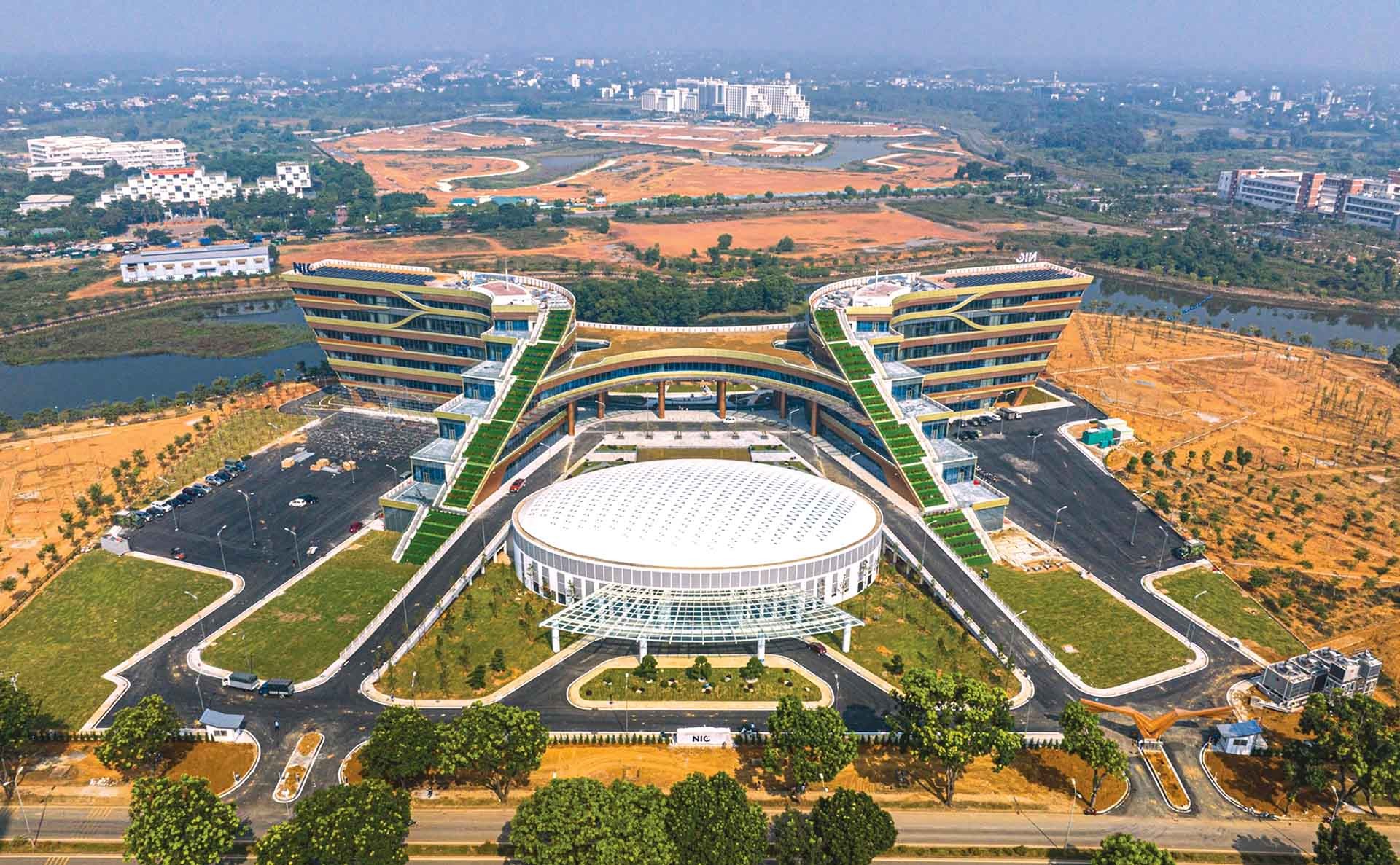 NHÀ ĐẦU TƯ NƯỚC NGOÀI BỊ CẤM ĐẦU TƯ, KINH DOANH NHỮNG NGÀNH NGHỀ NÀO? 